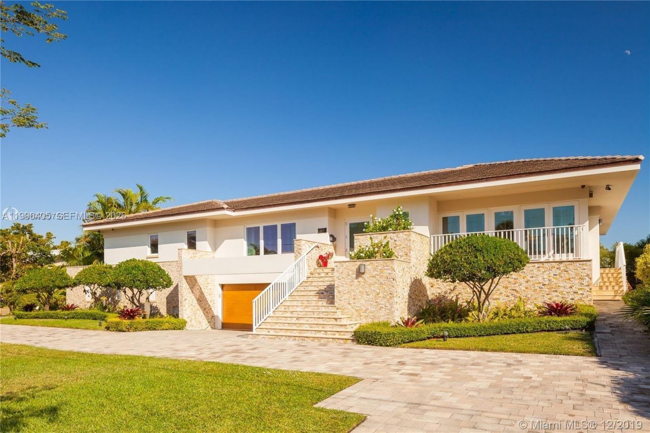 6831 Sunrise Ct, Coral Gables, FL 33133 Photo