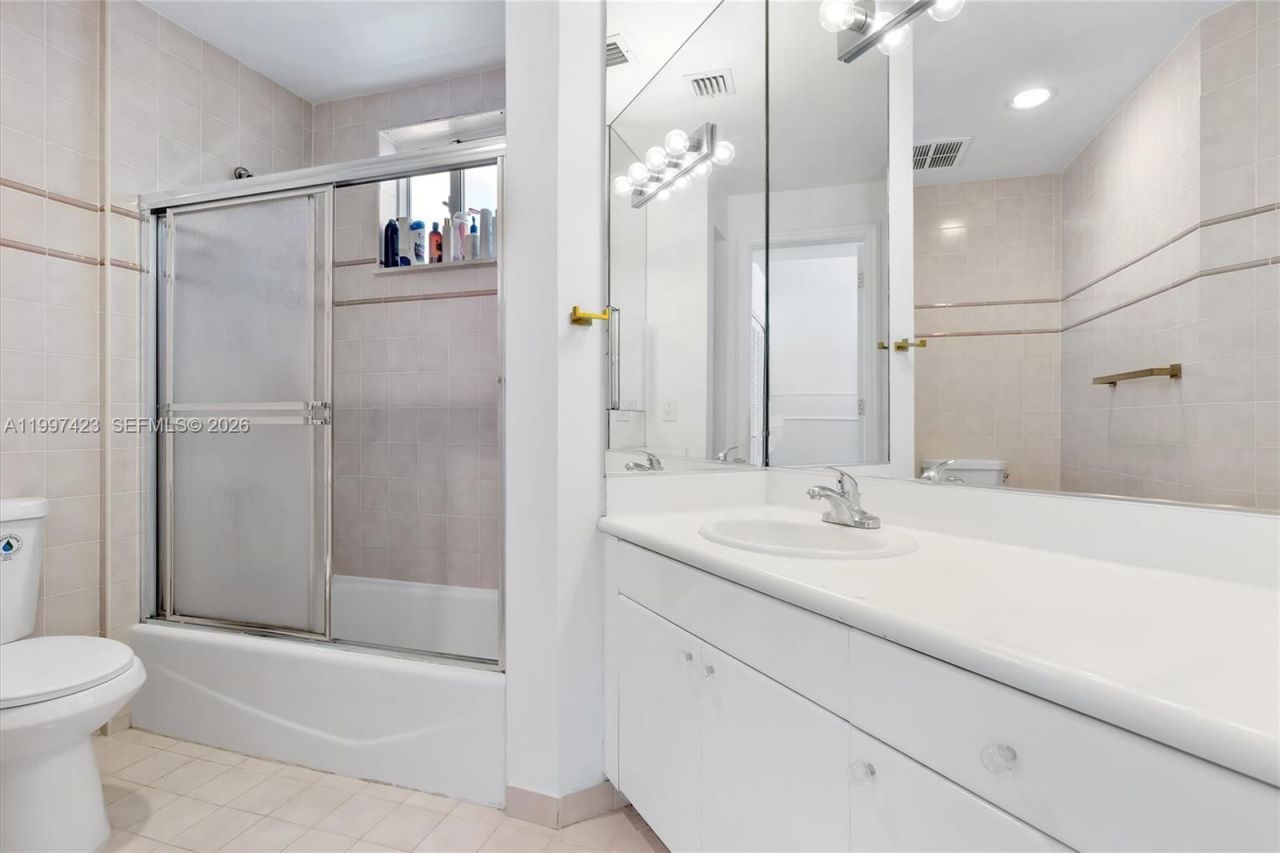 6720 SW 88th Ter, Pinecrest, FL 33156 Photo