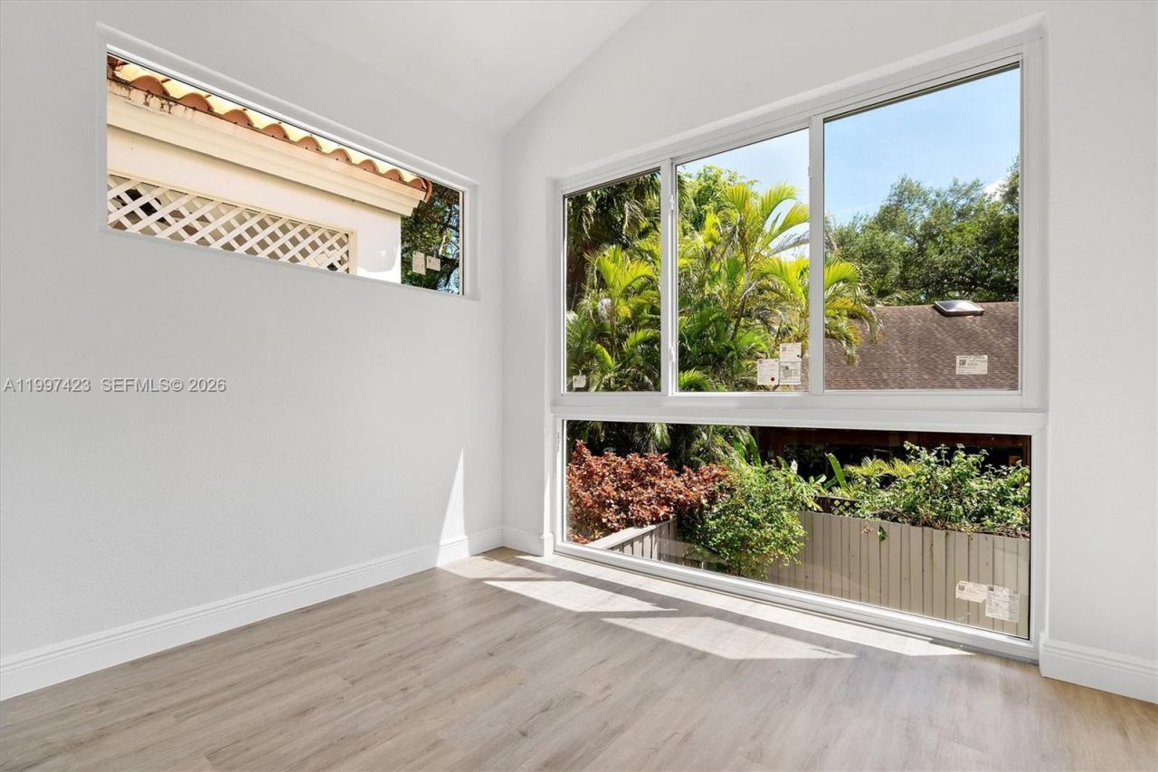 6720 SW 88th Ter, Pinecrest, FL 33156 Photo