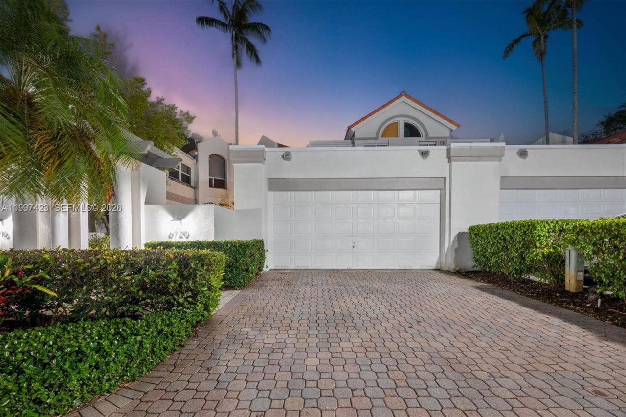 6720 SW 88th Ter, Pinecrest, FL 33156 Photo