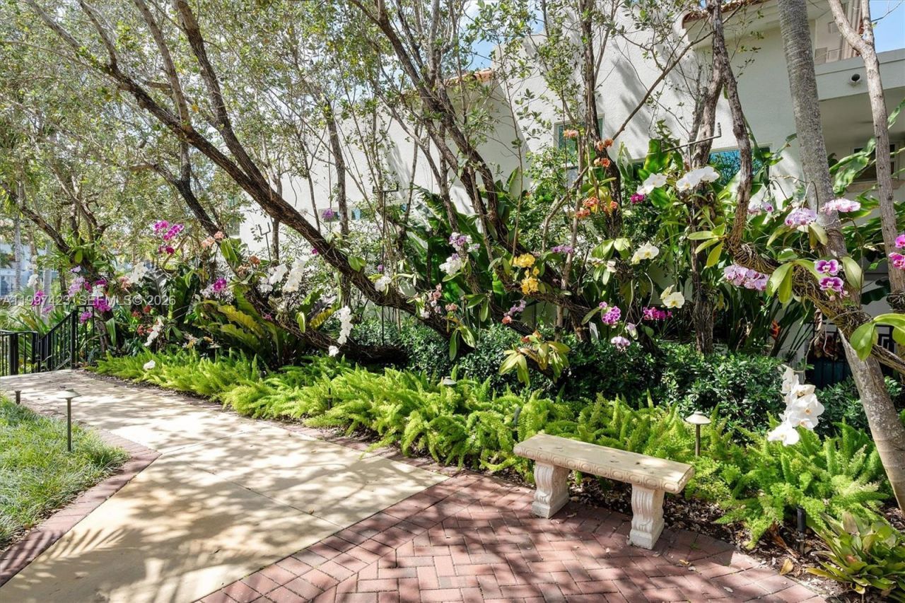 6720 SW 88th Ter, Pinecrest, FL 33156 Photo