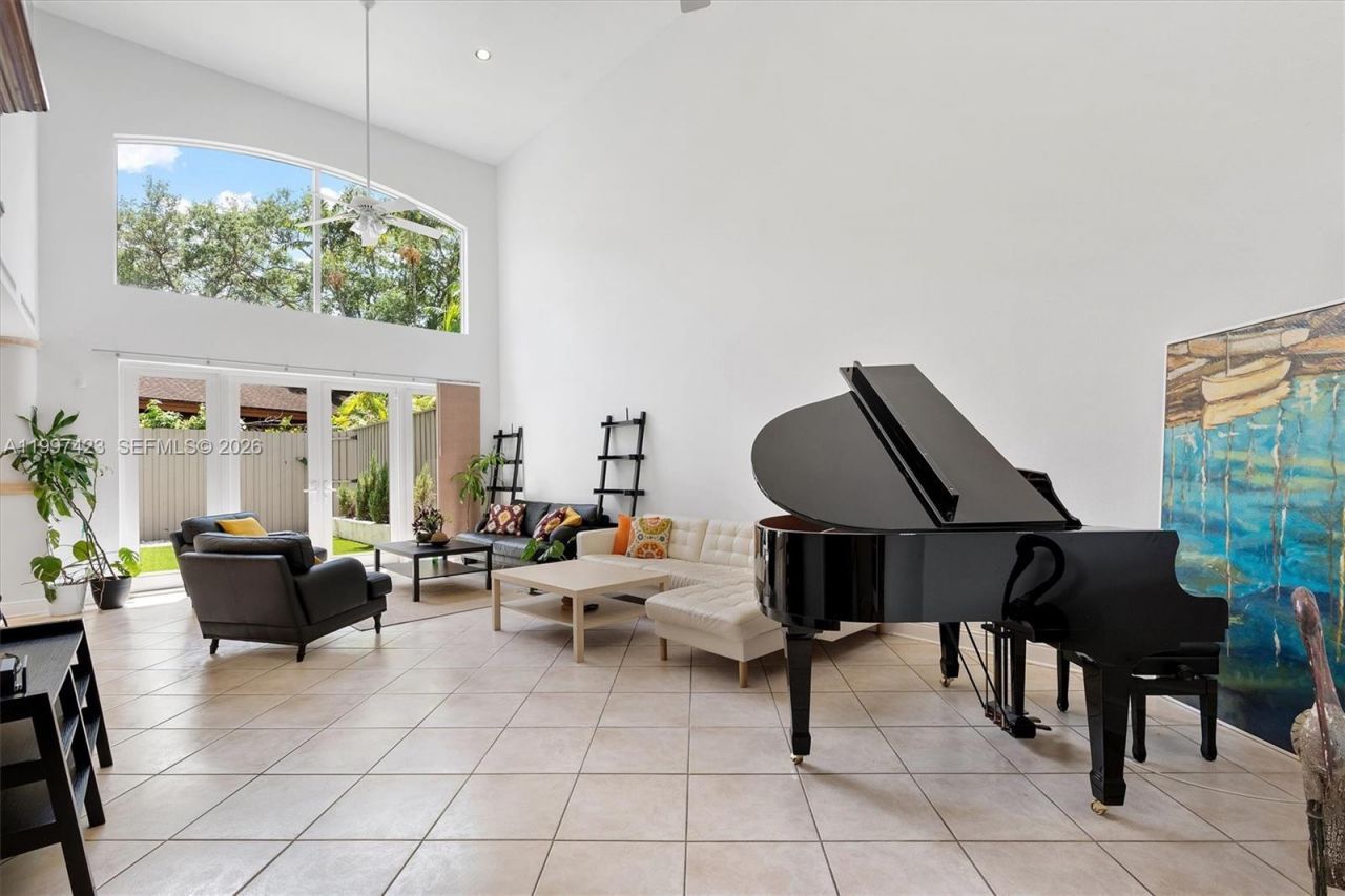 6720 SW 88th Ter, Pinecrest, FL 33156 Photo