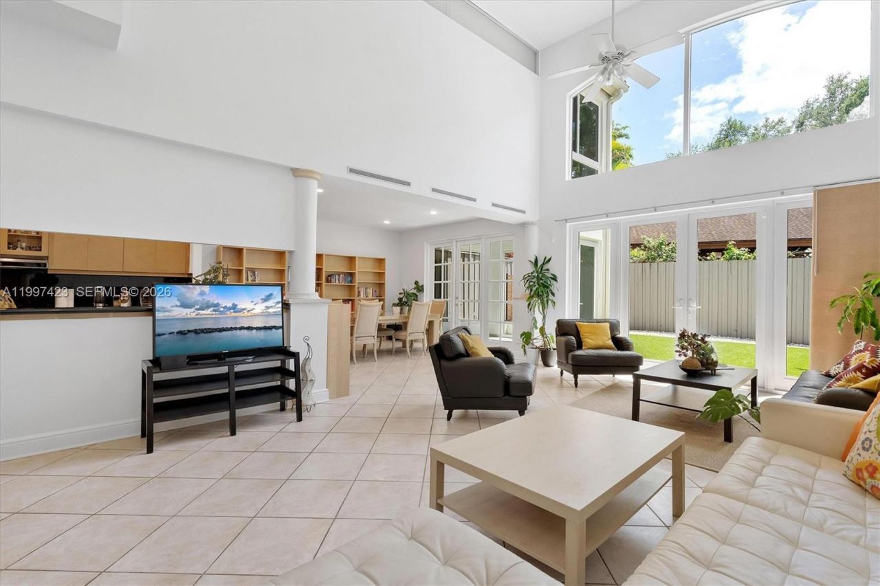 6720 SW 88th Ter, Pinecrest, FL 33156 Photo