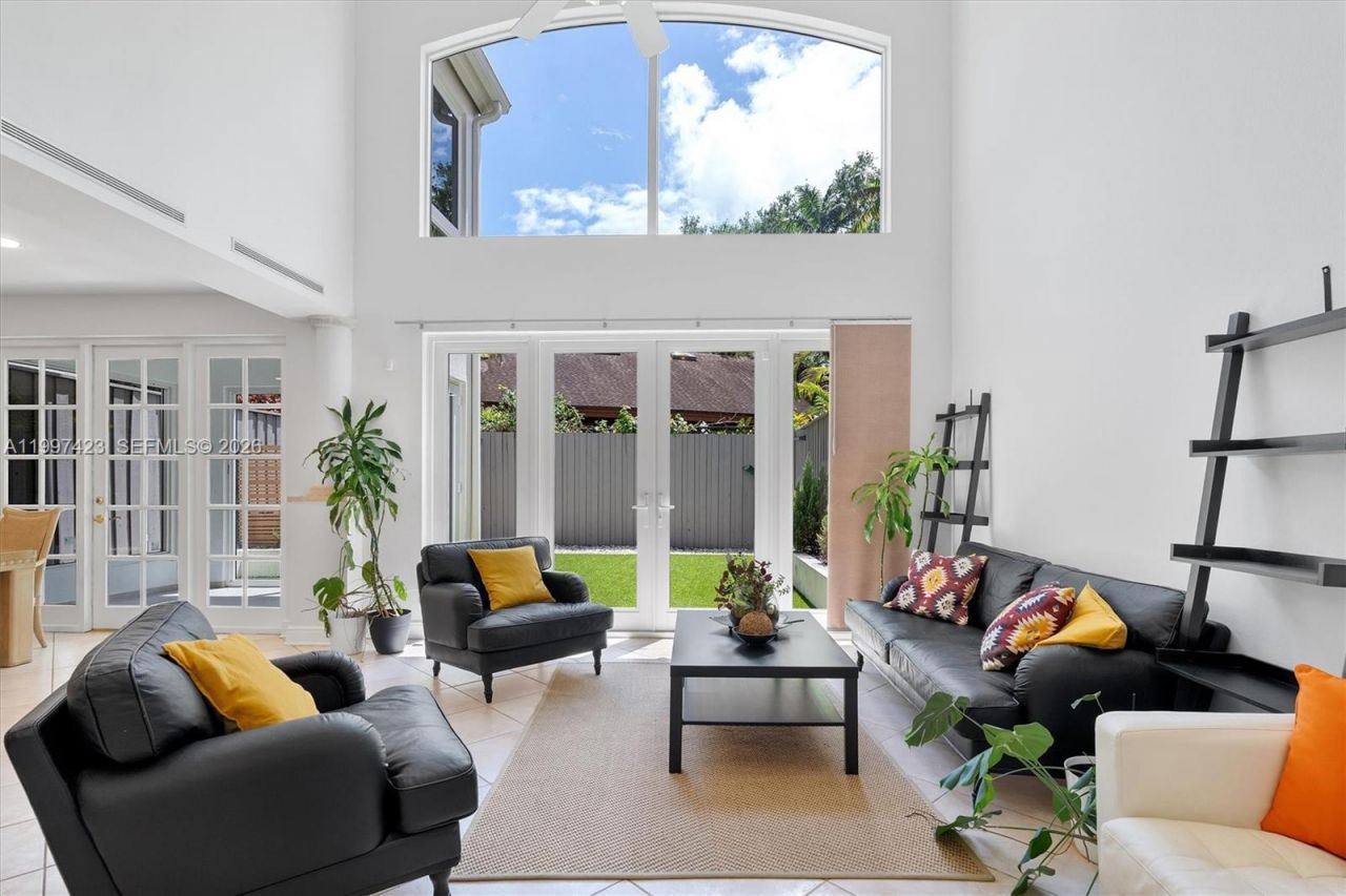 6720 SW 88th Ter, Pinecrest, FL 33156 Photo