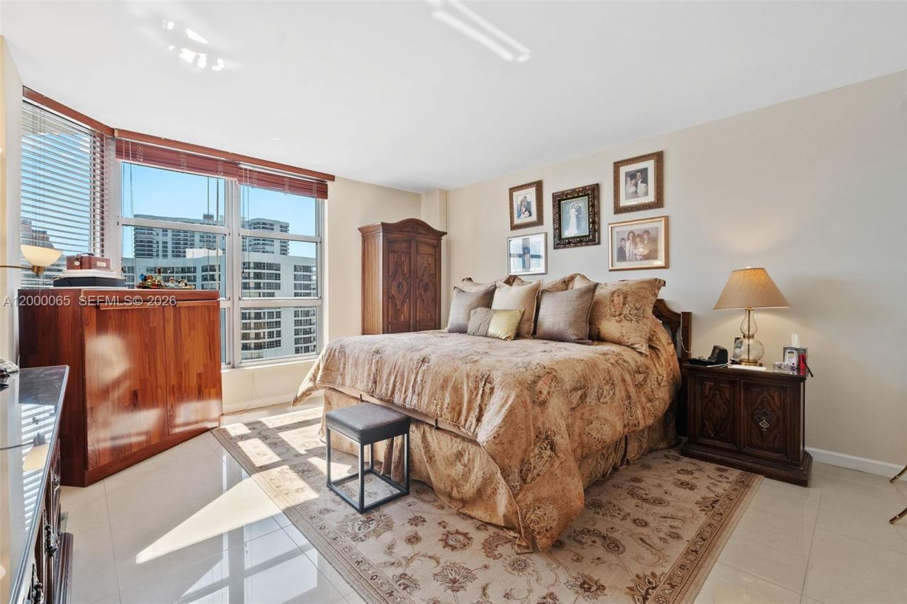 19101 NE 36th Ct, Unit 1602, Aventura, FL 33180 Photo