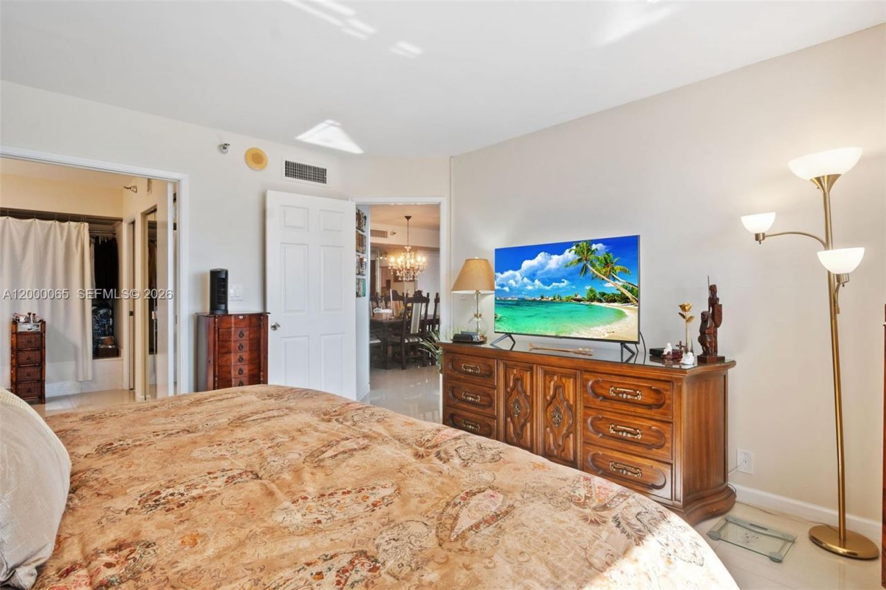 19101 NE 36th Ct, Unit 1602, Aventura, FL 33180 Photo