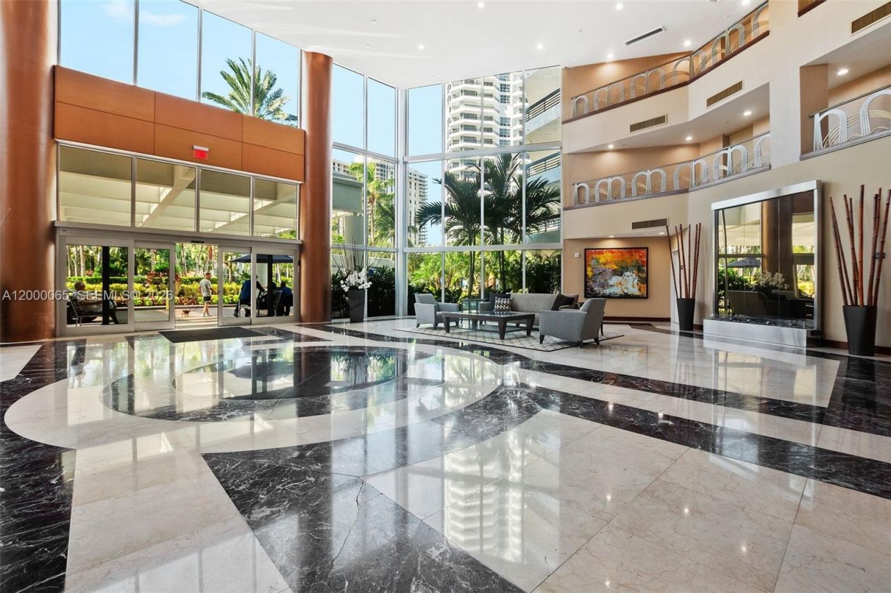 19101 NE 36th Ct, Unit 1602, Aventura, FL 33180 Photo