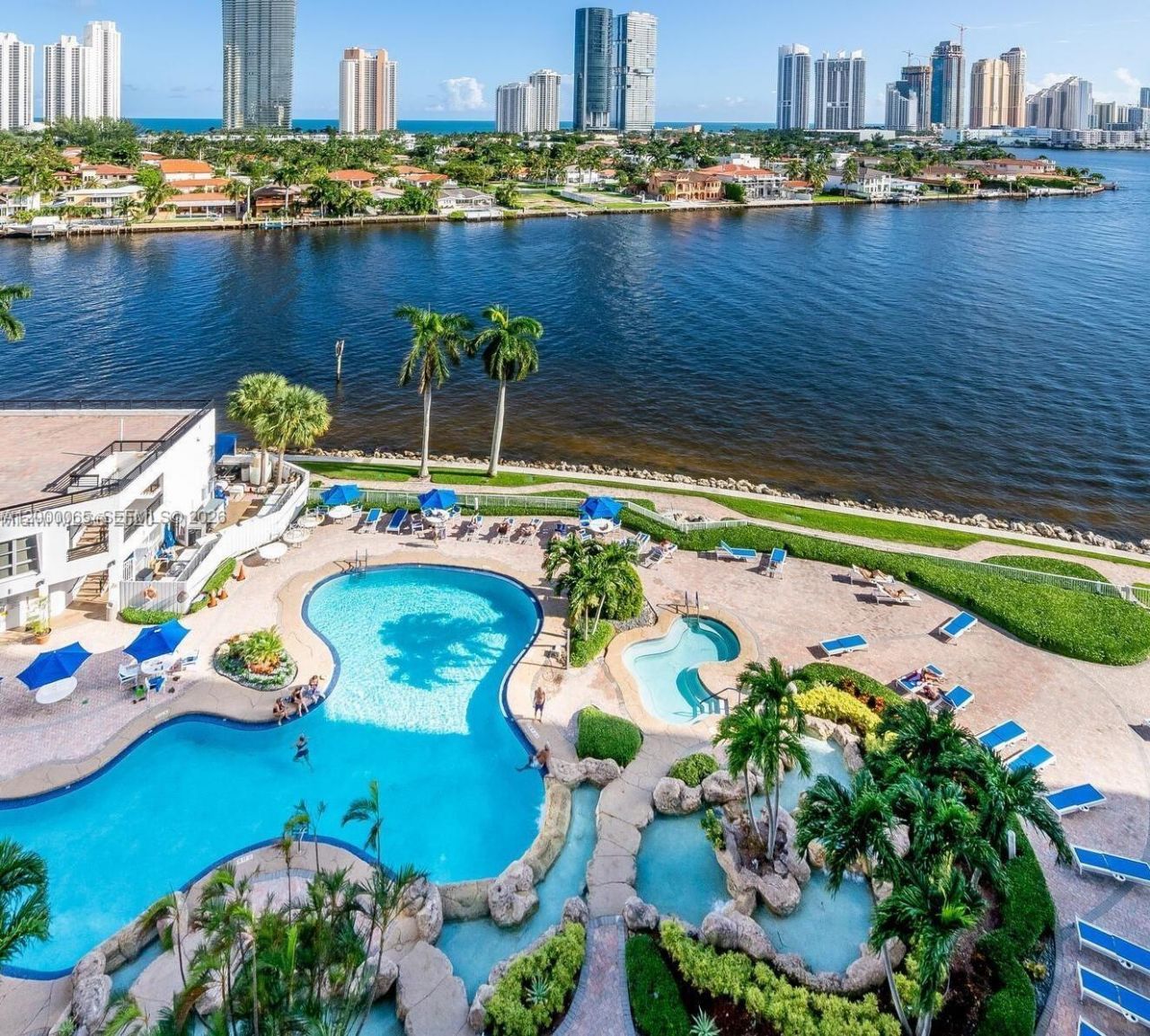 19101 NE 36th Ct, Unit 1602, Aventura, FL 33180 Photo