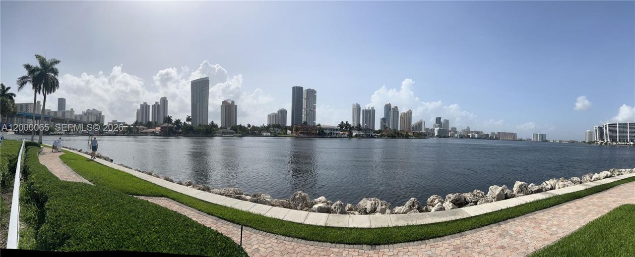 19101 NE 36th Ct, Unit 1602, Aventura, FL 33180 Photo