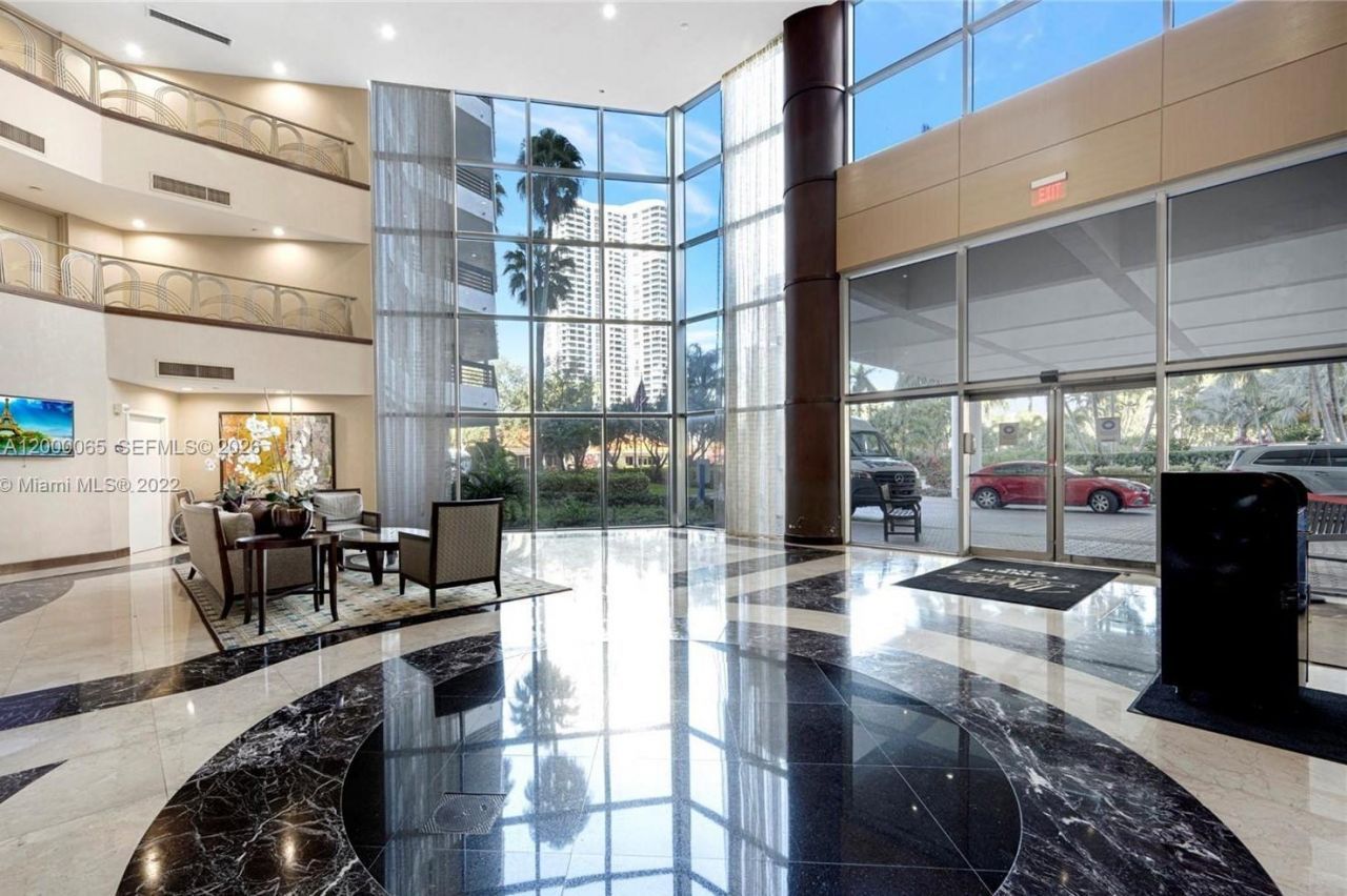 19101 NE 36th Ct, Unit 1602, Aventura, FL 33180 Photo