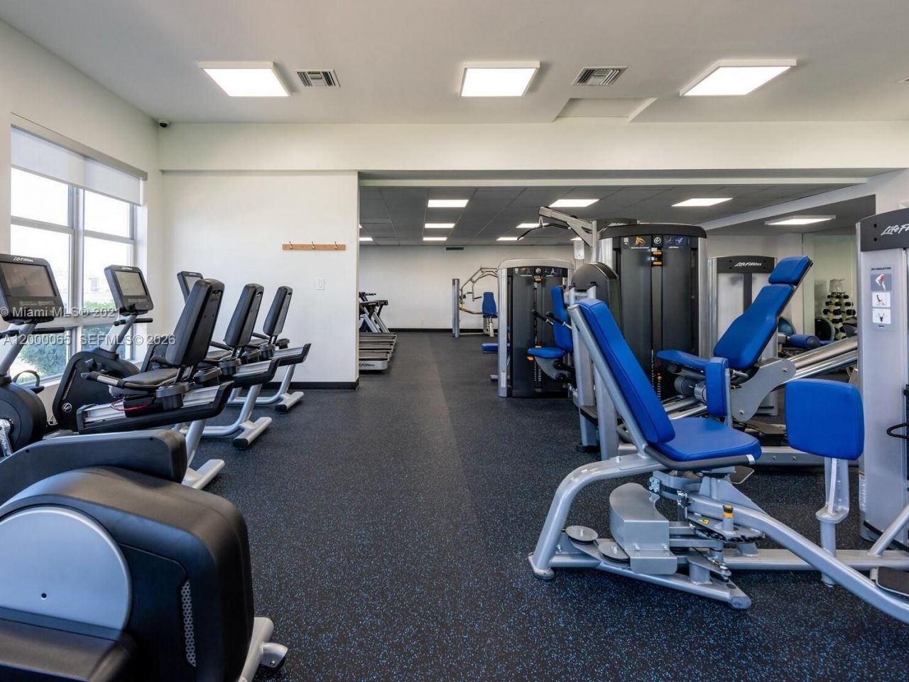 19101 NE 36th Ct, Unit 1602, Aventura, FL 33180 Photo