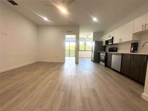 20 NE 19th Ave , Unit 304, Pompano Beach, FL 33060