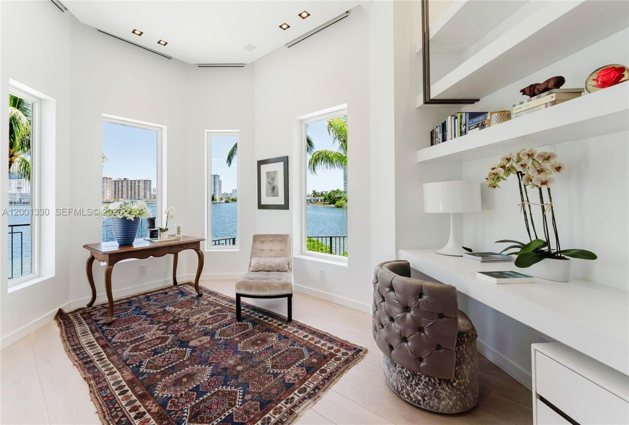 3916 Island Estates Dr , Aventura, FL 33160 Photo