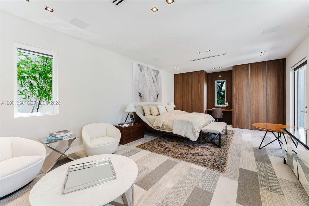 3916 Island Estates Dr , Aventura, FL 33160 Photo