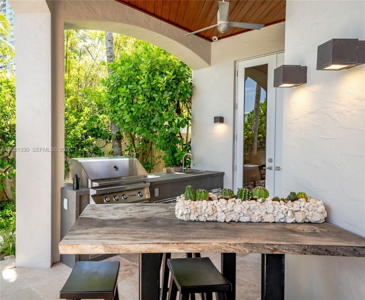 3916 Island Estates Dr , Aventura, FL 33160 Photo