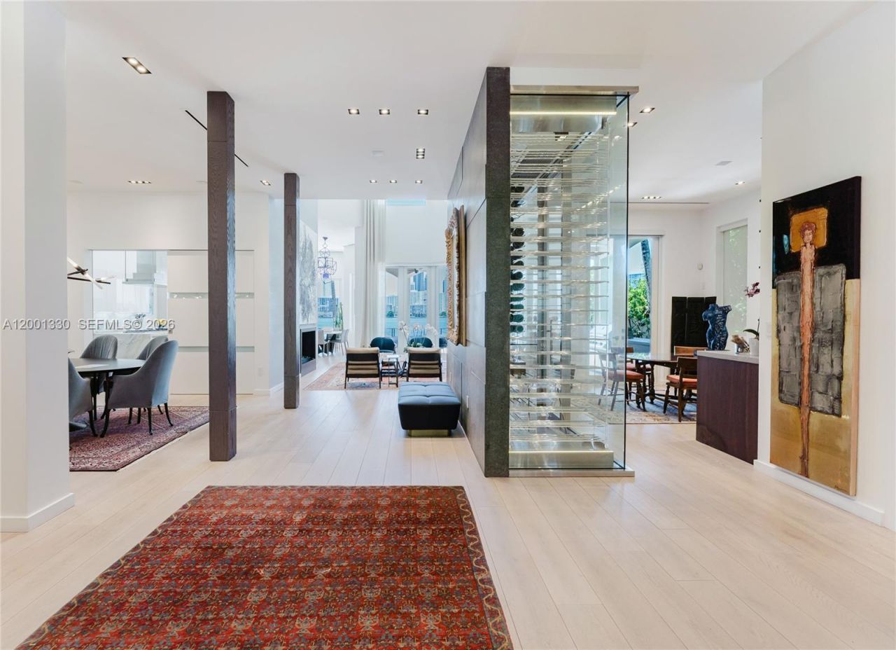 3916 Island Estates Dr , Aventura, FL 33160 Photo