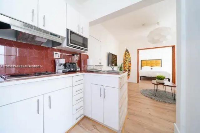 227 1st St, Unit 7, Miami Beach, FL 33139 Photo