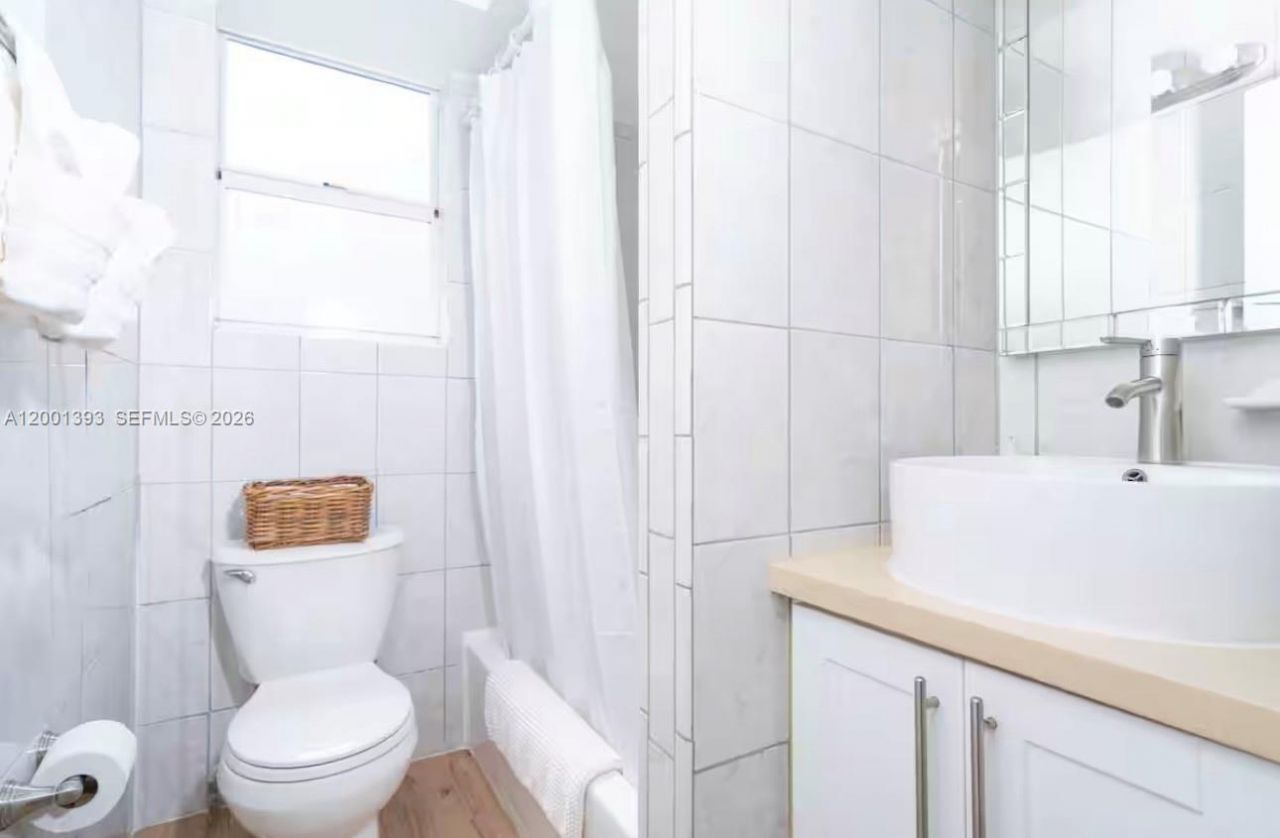 227 1st St, Unit 7, Miami Beach, FL 33139 Photo