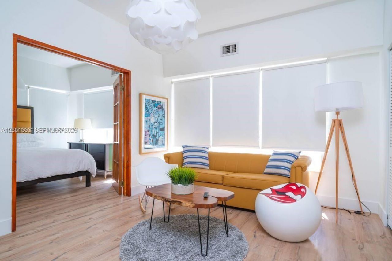 227 1st St, Unit 7, Miami Beach, FL 33139 Photo