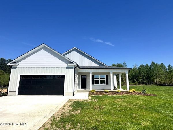 104 Hummingbird Grove Lane, Princeton, NC 27569