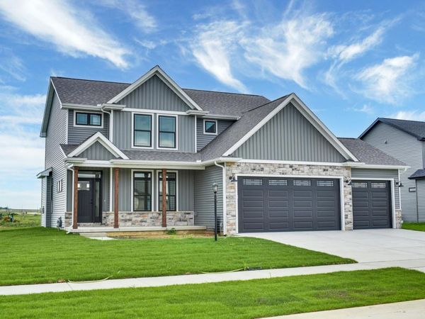 1420 Tinley Lane, Mahomet, IL 61853