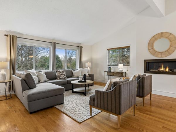 14401 Tonkadowns Drive , Minnetonka, MN 55345