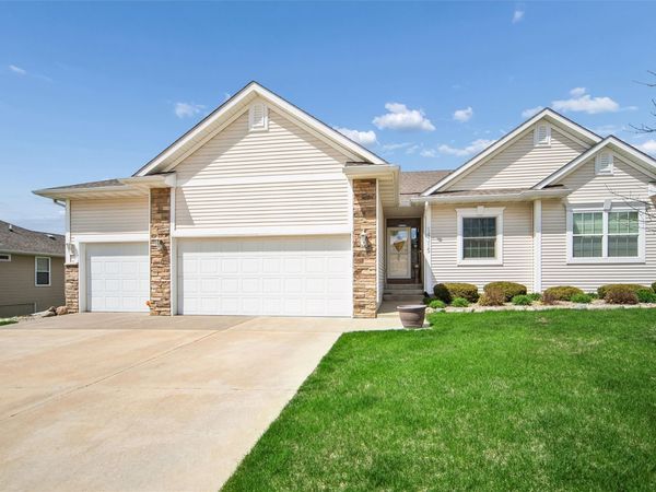 14315 Greenbelt Drive, Urbandale, IA 50323