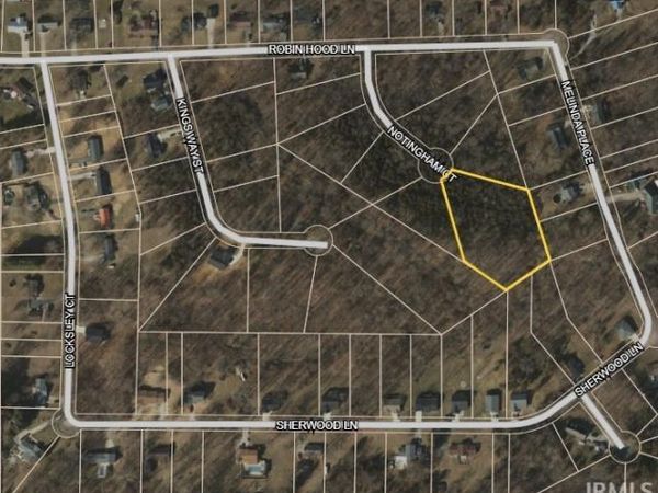 318 Nottingham Court, Bedford, IN 47421
