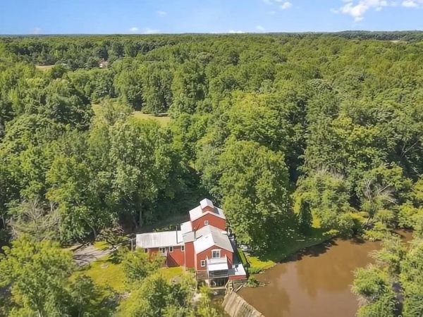 6908 S ROXBURY ROAD , SPOTSYLVANIA, VA 22551