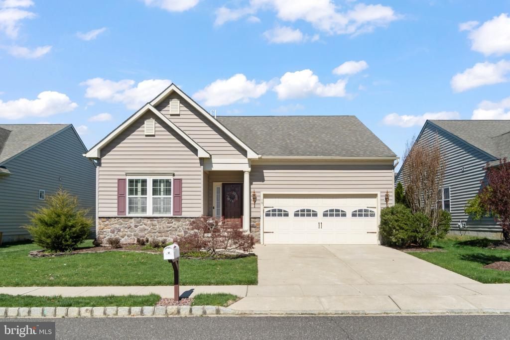 19 Josie Lane, Atco, NJ 08004 Main Photo