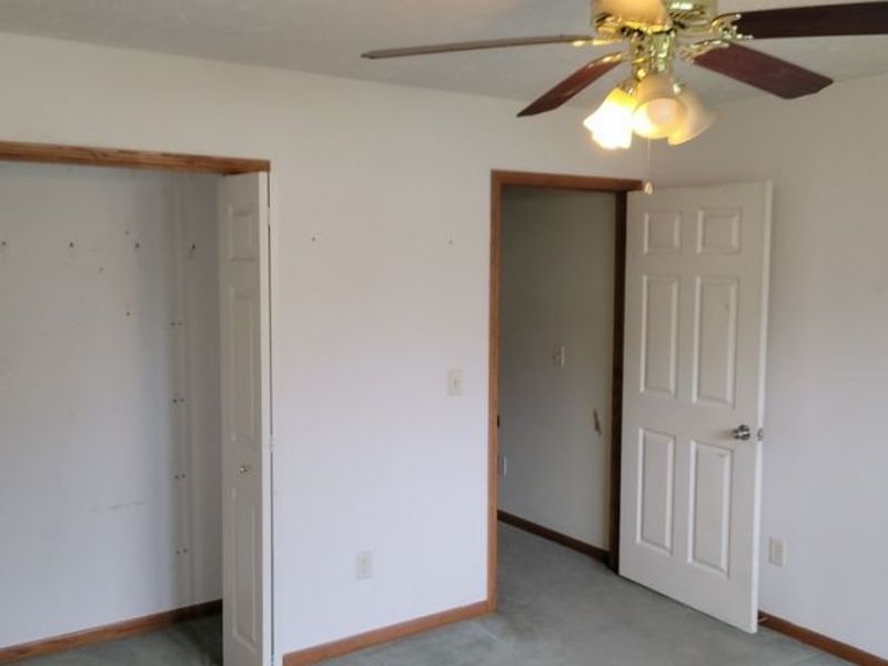 302 W Glen, Elyria, OH 44035 Photo 13