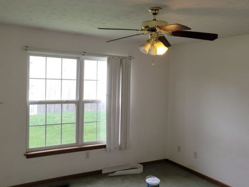 302 W Glen, Elyria, OH 44035 Photo 8