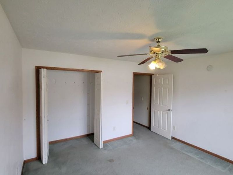 302 W Glen, Elyria, OH 44035 Photo 9