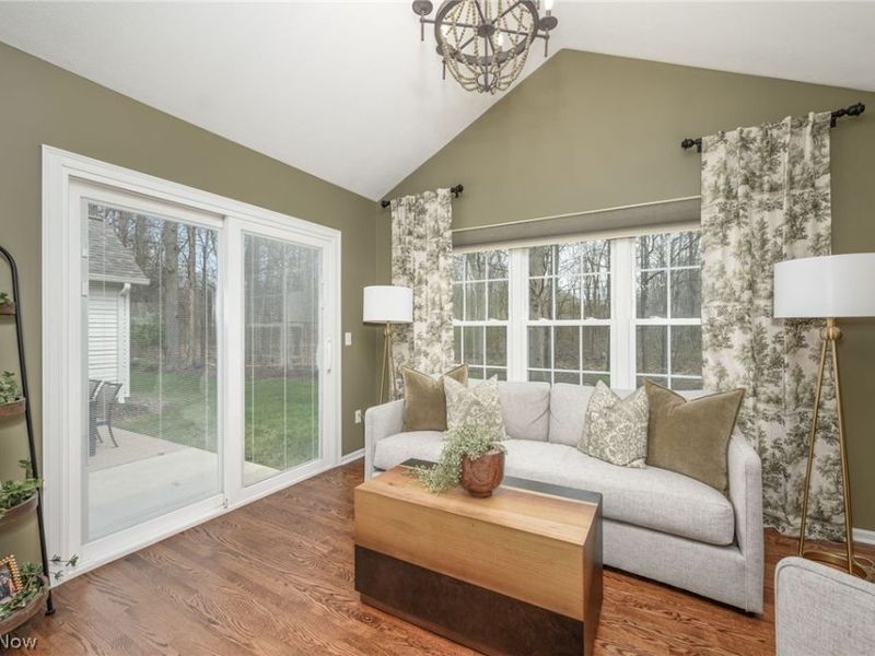 448 E Reserve Drive, Cuyahoga Falls, OH 44223 Photo 10