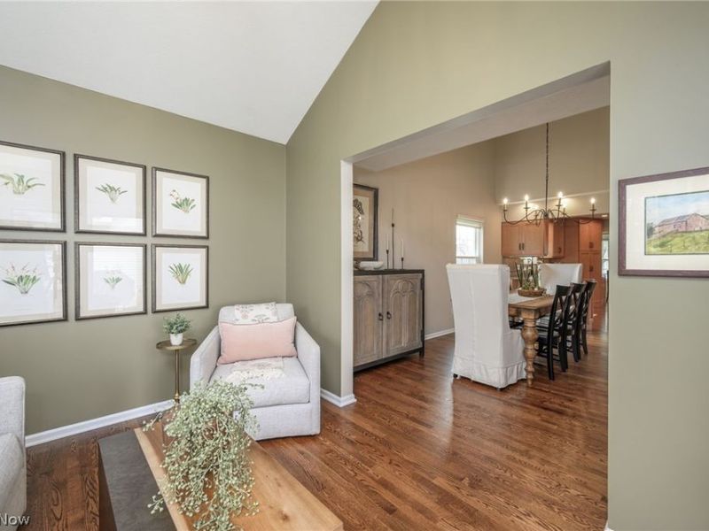 448 E Reserve Drive, Cuyahoga Falls, OH 44223 Photo 11