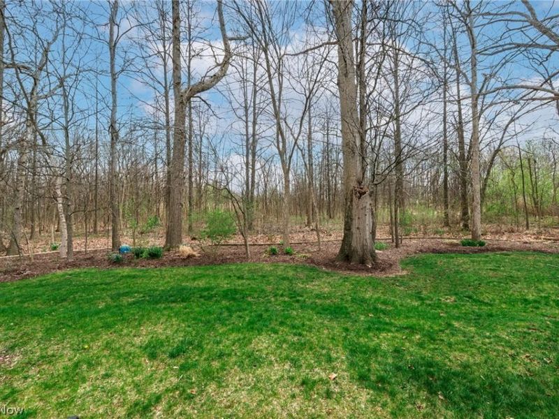 448 E Reserve Drive, Cuyahoga Falls, OH 44223 Photo 32