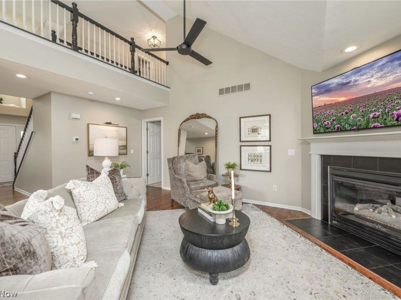 448 E Reserve Drive, Cuyahoga Falls, OH 44223 Photo 7