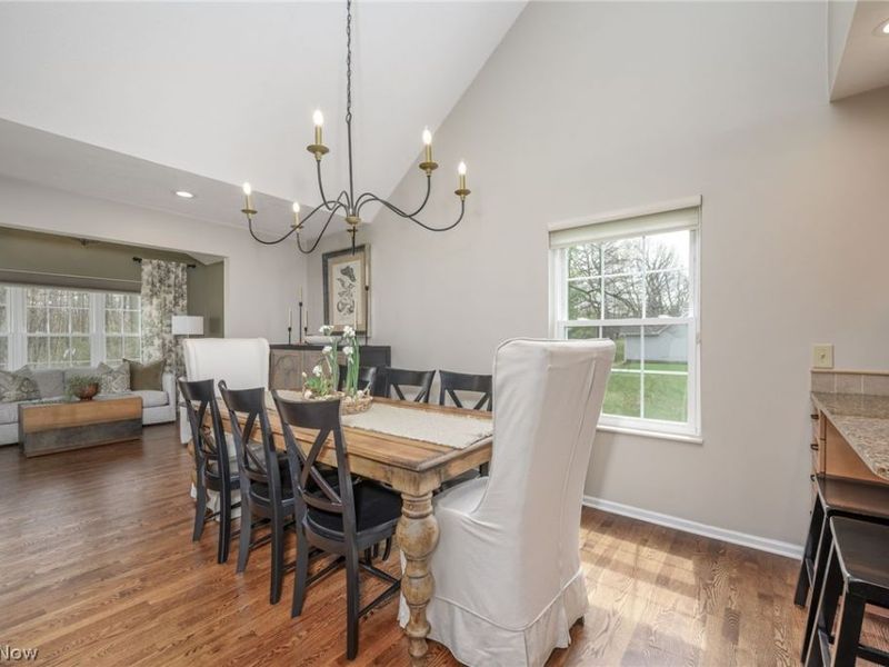 448 E Reserve Drive, Cuyahoga Falls, OH 44223 Photo 9