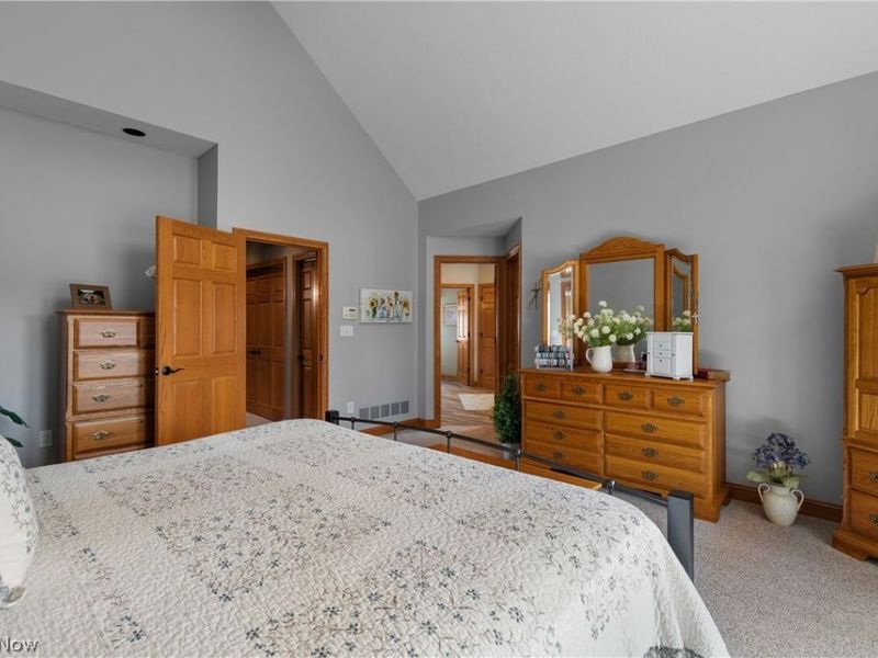 3896 Edison Street NE, Hartville, OH 44632 Photo 19