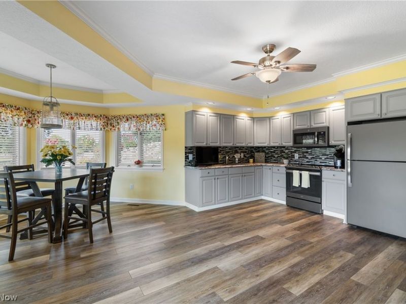 3896 Edison Street NE, Hartville, OH 44632 Photo 33