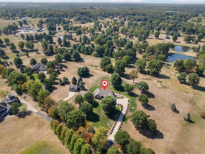 3896 Edison Street NE, Hartville, OH 44632 Photo 43