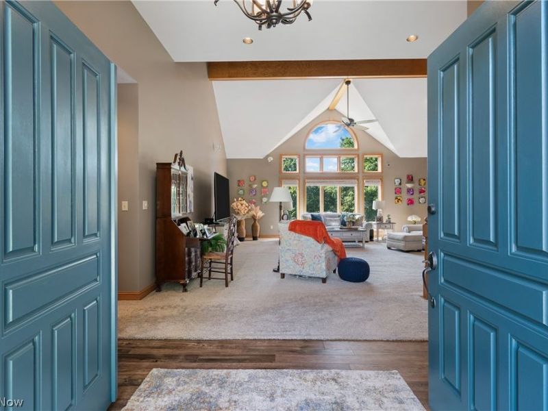 3896 Edison Street NE, Hartville, OH 44632 Photo 9