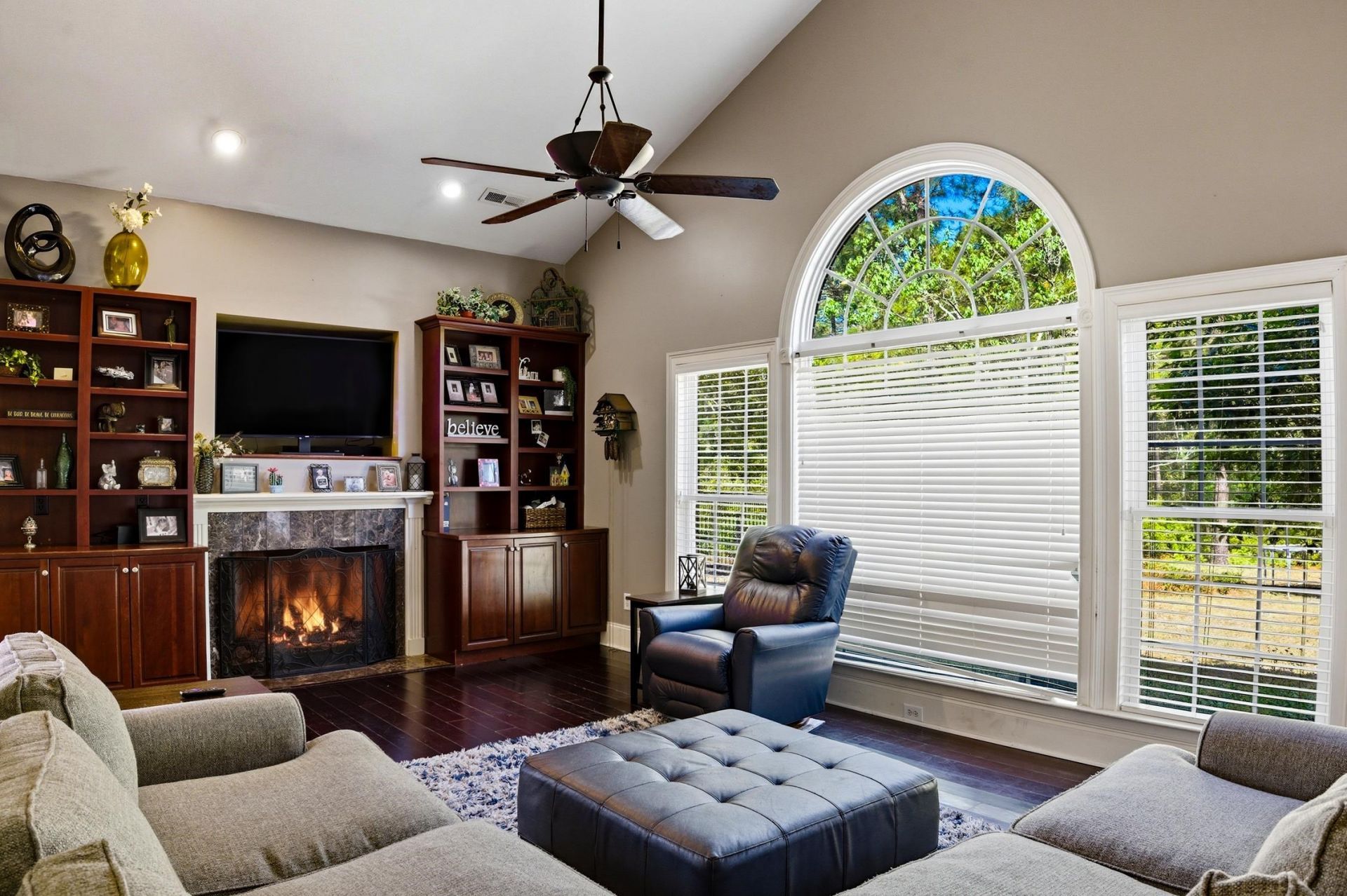 592 Oxbow Dr. Photo 10