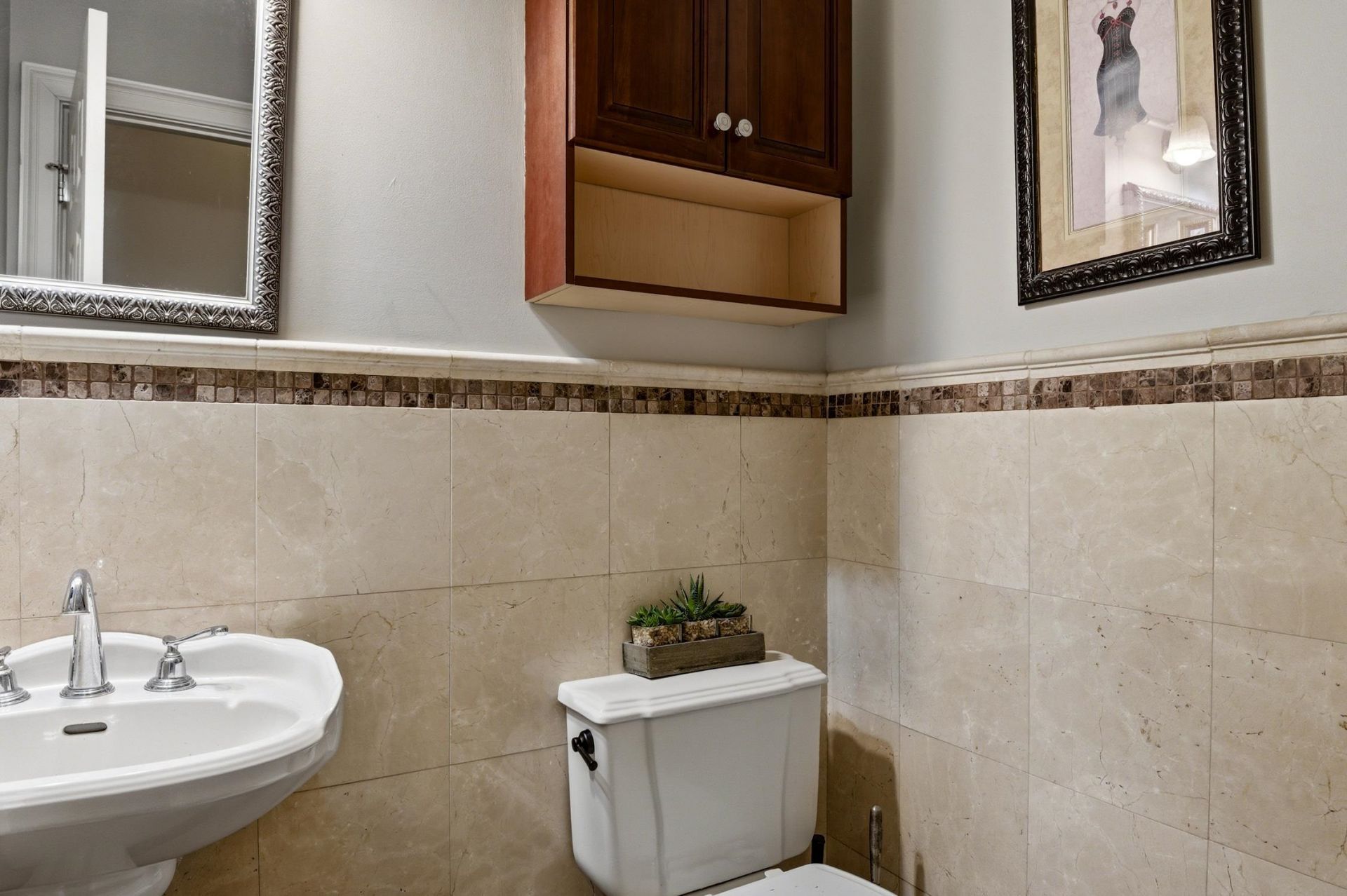 592 Oxbow Dr. Photo 26