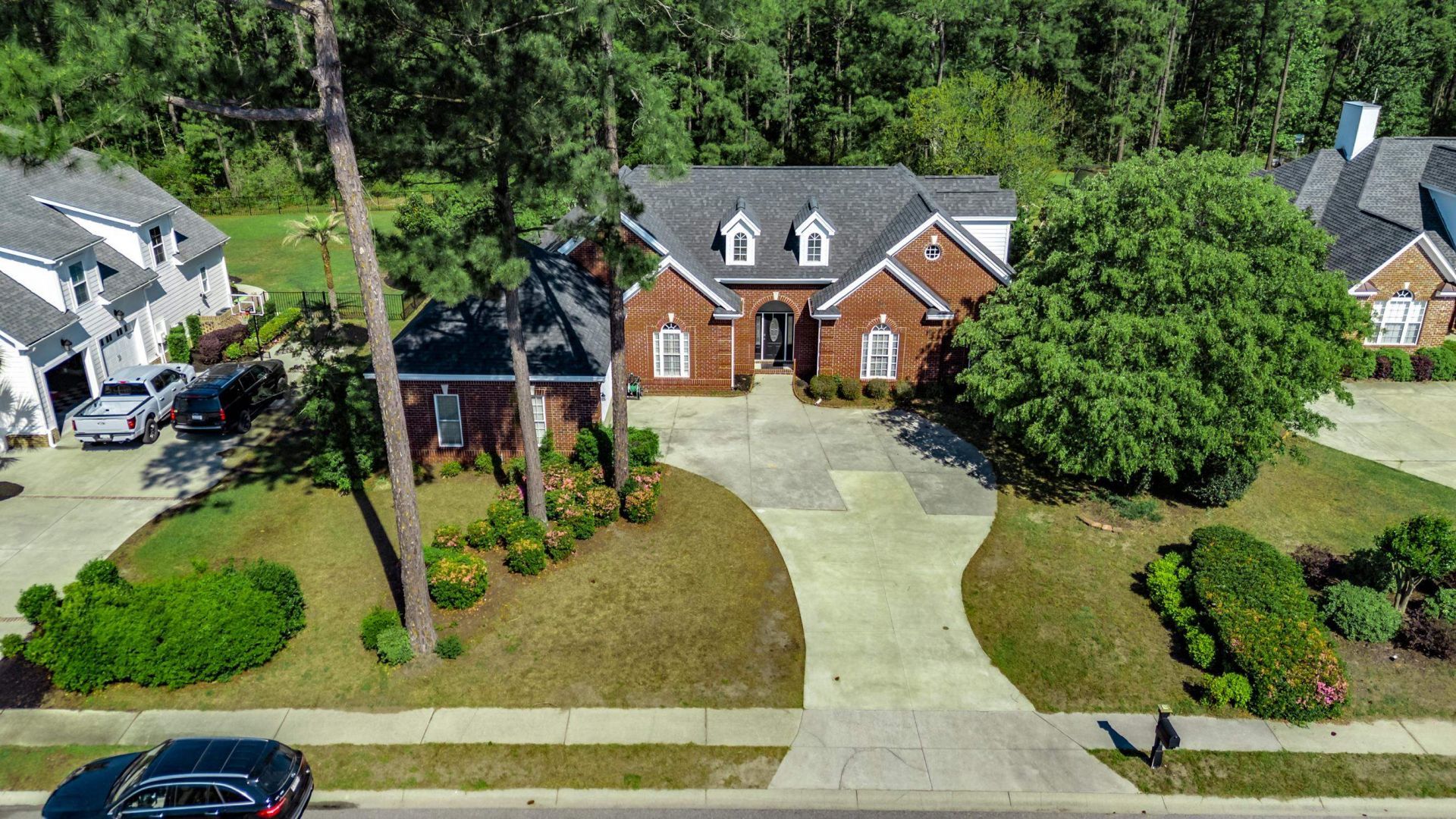 592 Oxbow Dr. Photo 33