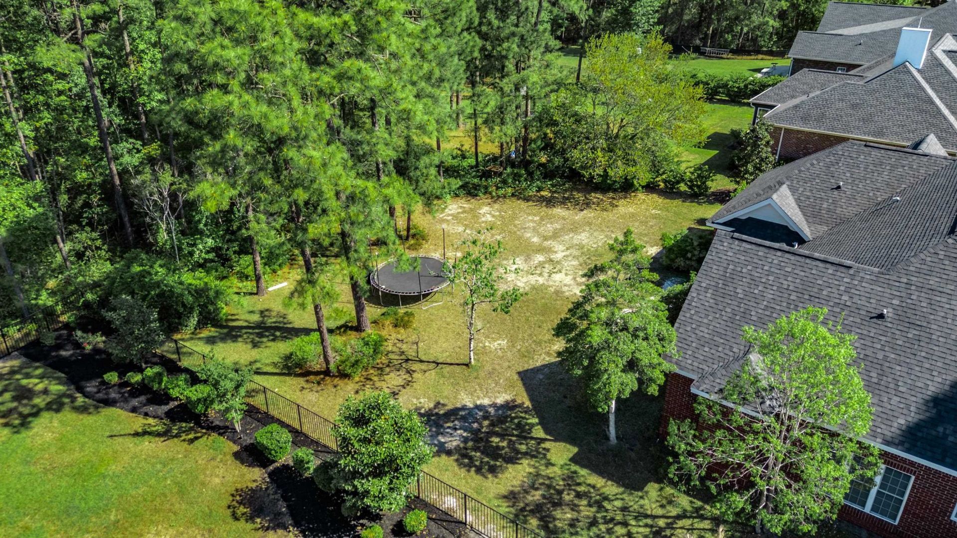 592 Oxbow Dr. Photo 41