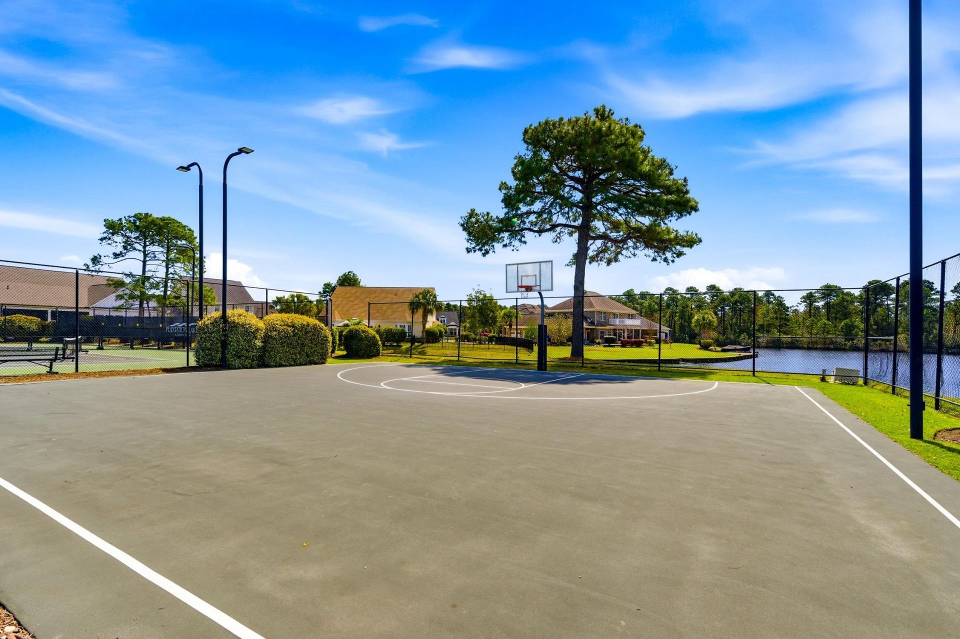 592 Oxbow Dr. Photo 49