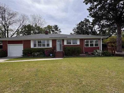 120 Theressa Dr, Darlington, SC 29532