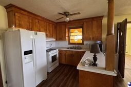 120 Theressa Dr photo 4