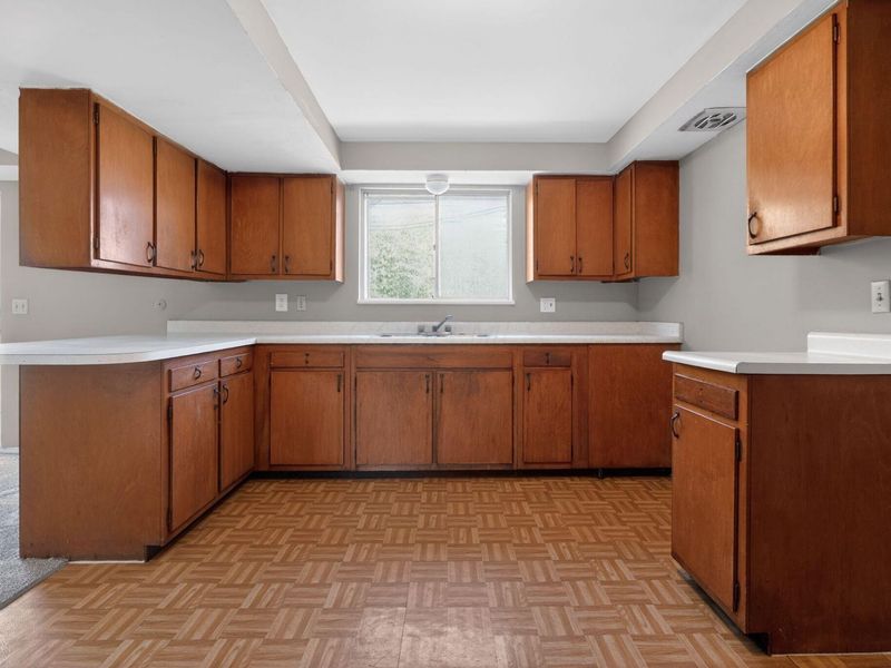 3696 Managua Drive , Westerville, OH 43081 Photo 15